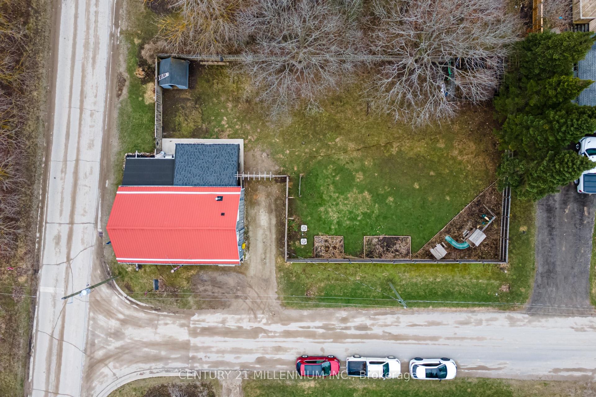 Photo 2 of 25 Mill Street, Amaranth, Rural Amaranth — HOMEH