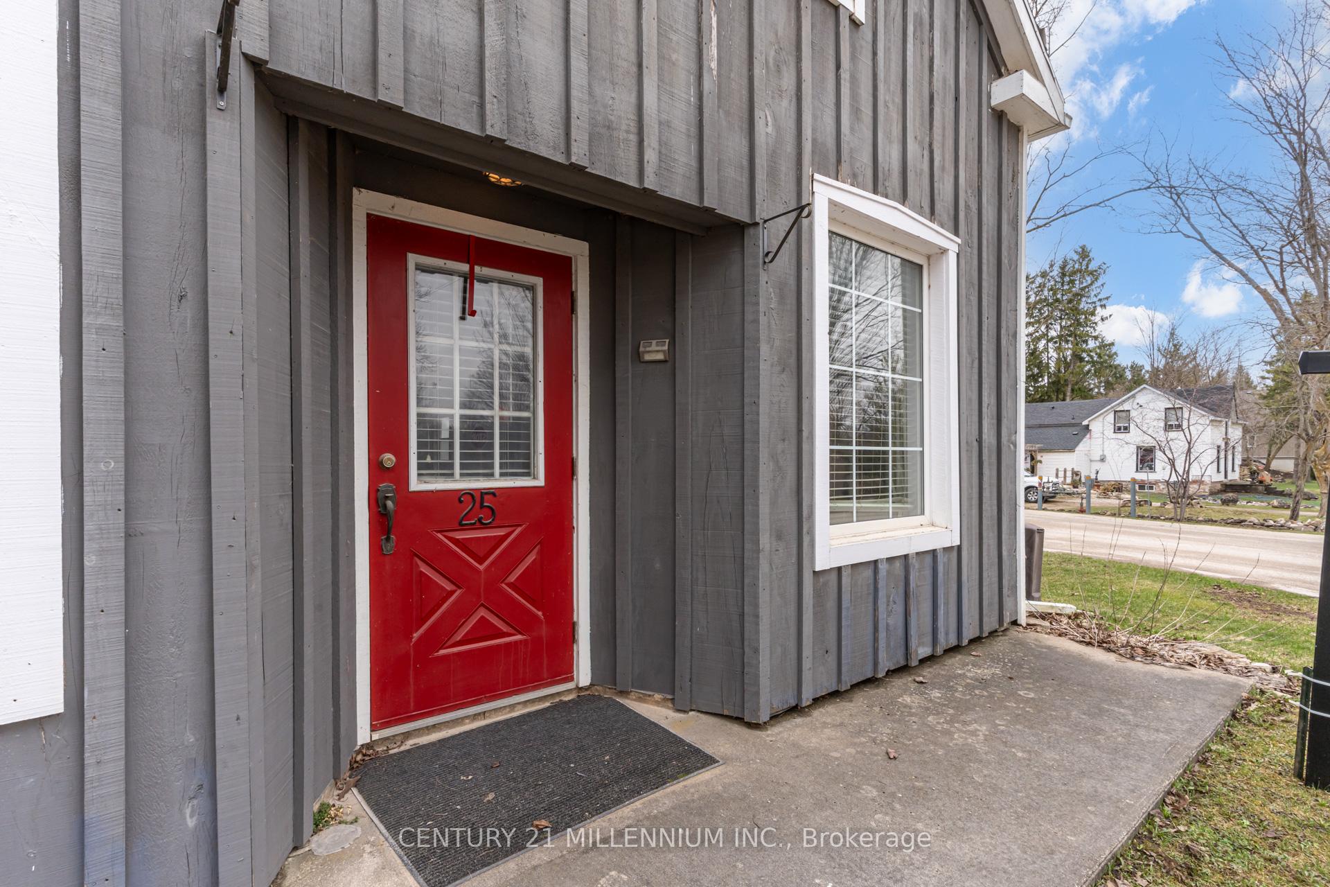 Photo 4 of 25 Mill Street, Amaranth, Rural Amaranth — HOMEH