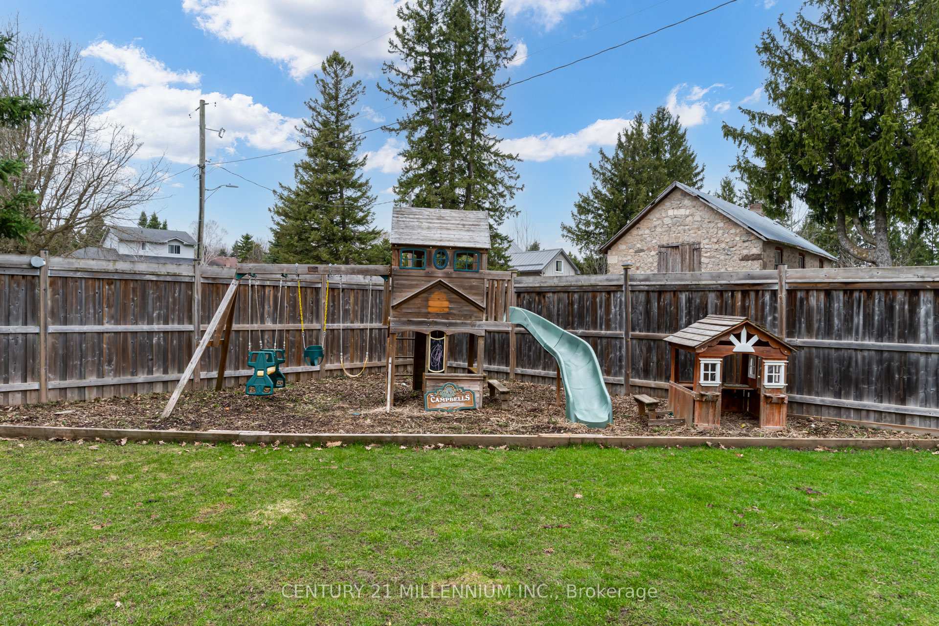 Photo 36 of 25 Mill Street, Amaranth, Rural Amaranth — HOMEH