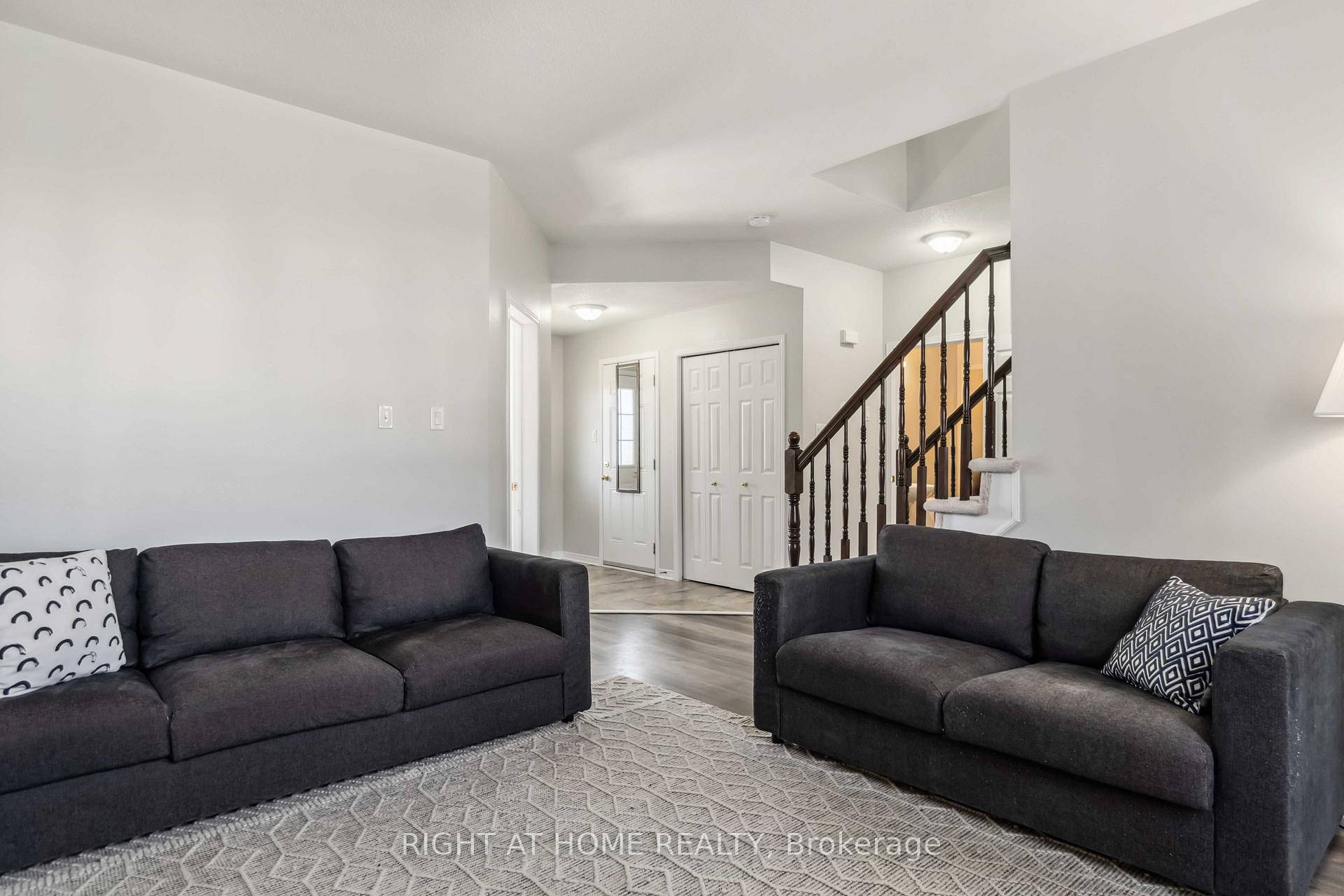 Photo 7 of 44 Moe Robillard Street, Arnprior — HOMEH