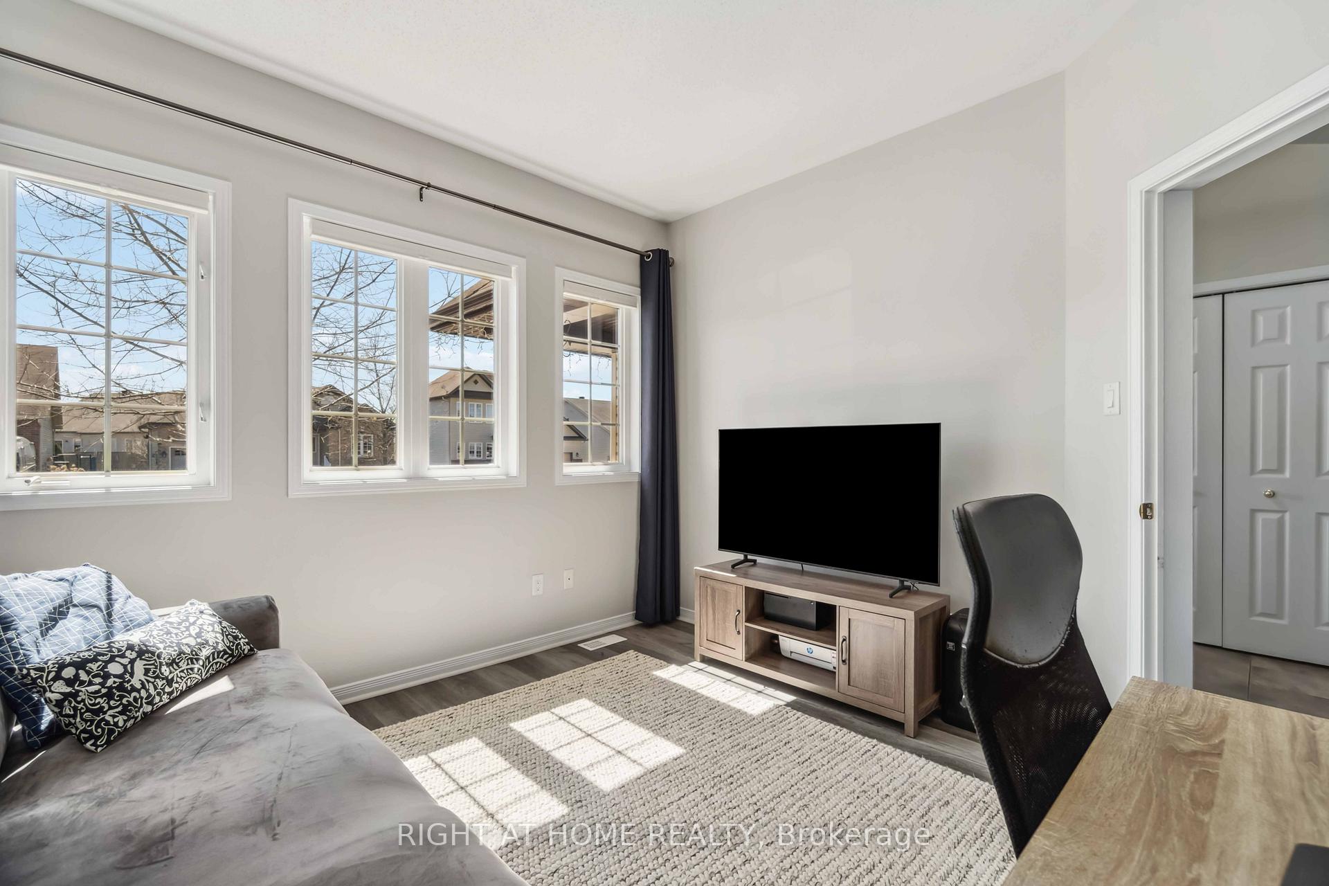 Photo 18 of 44 Moe Robillard Street, Arnprior — HOMEH