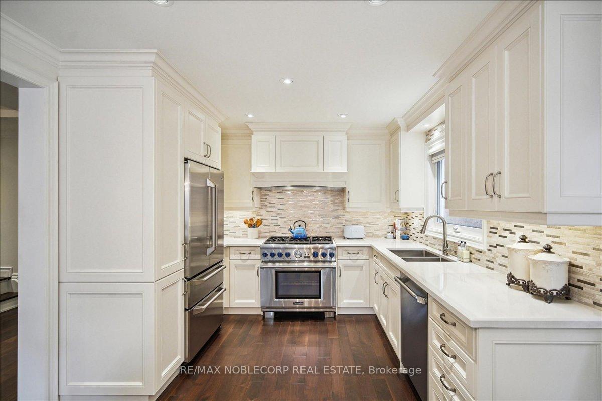 Photo 13 of 31 Mountfield Crescent, Vaughan, Brownridge — HOMEH