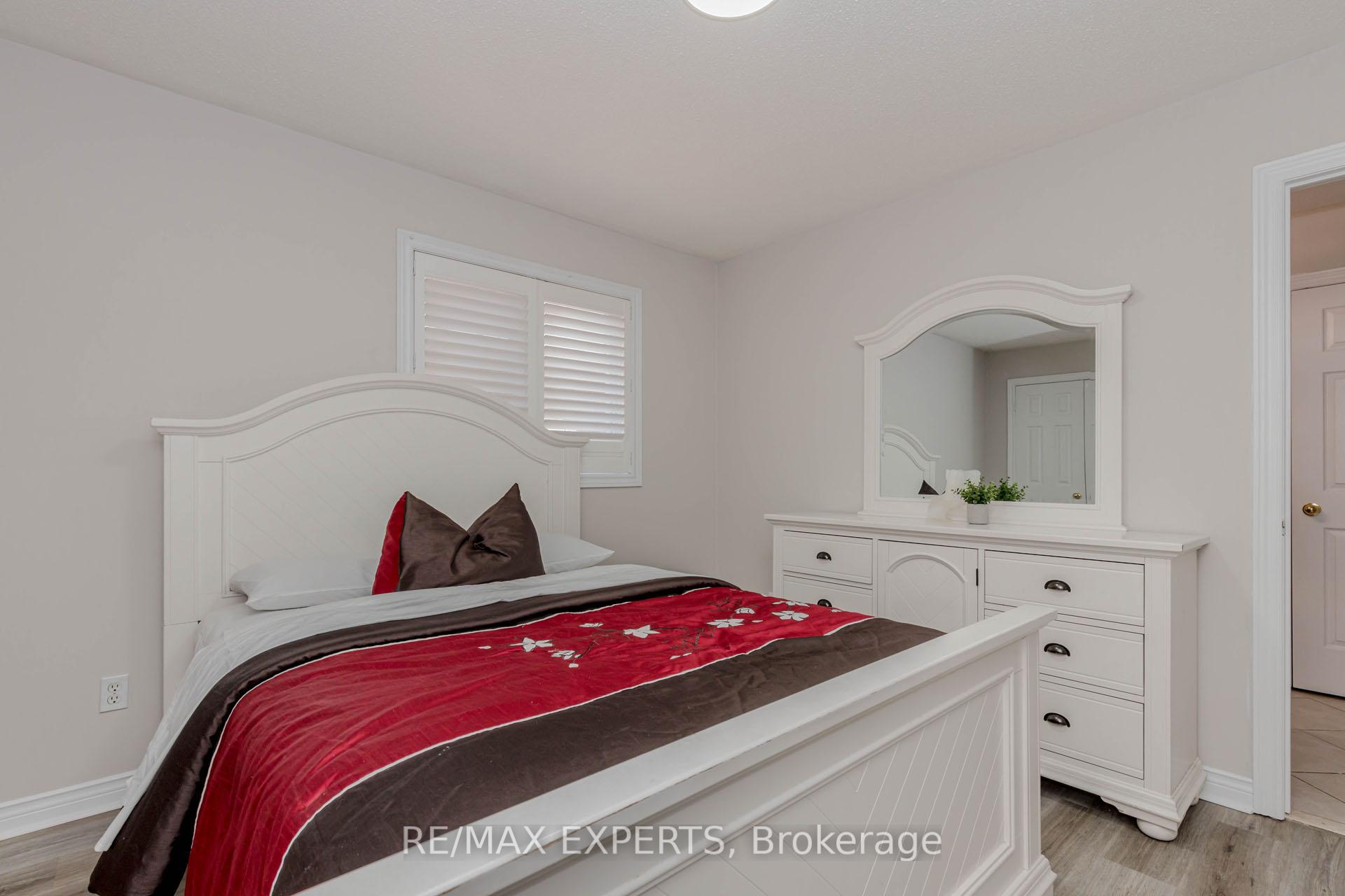 Photo 23 of 5 Temple West Crescent, Ajax, Northwest Ajax — HOMEH