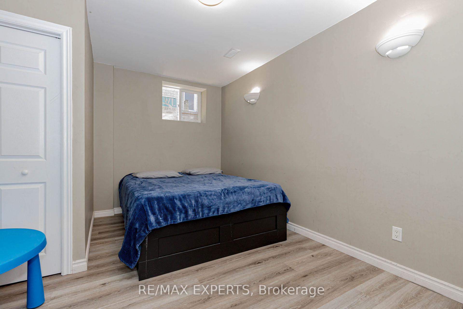 Photo 44 of 5 Temple West Crescent, Ajax, Northwest Ajax — HOMEH