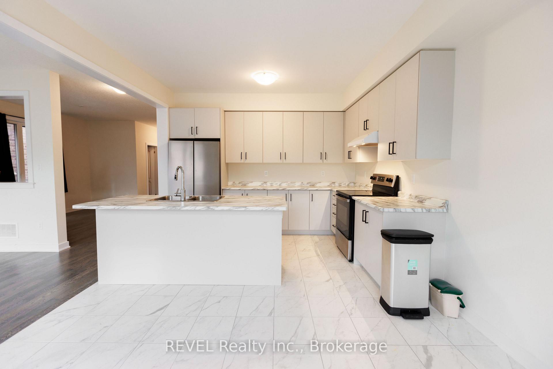 Photo 5 of 133 Stern Drive, Welland, Dain City — HOMEH