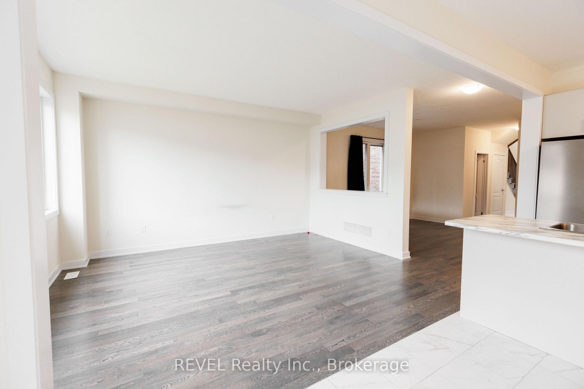 Photo 8 of 133 Stern Drive, Welland, Dain City — HOMEH