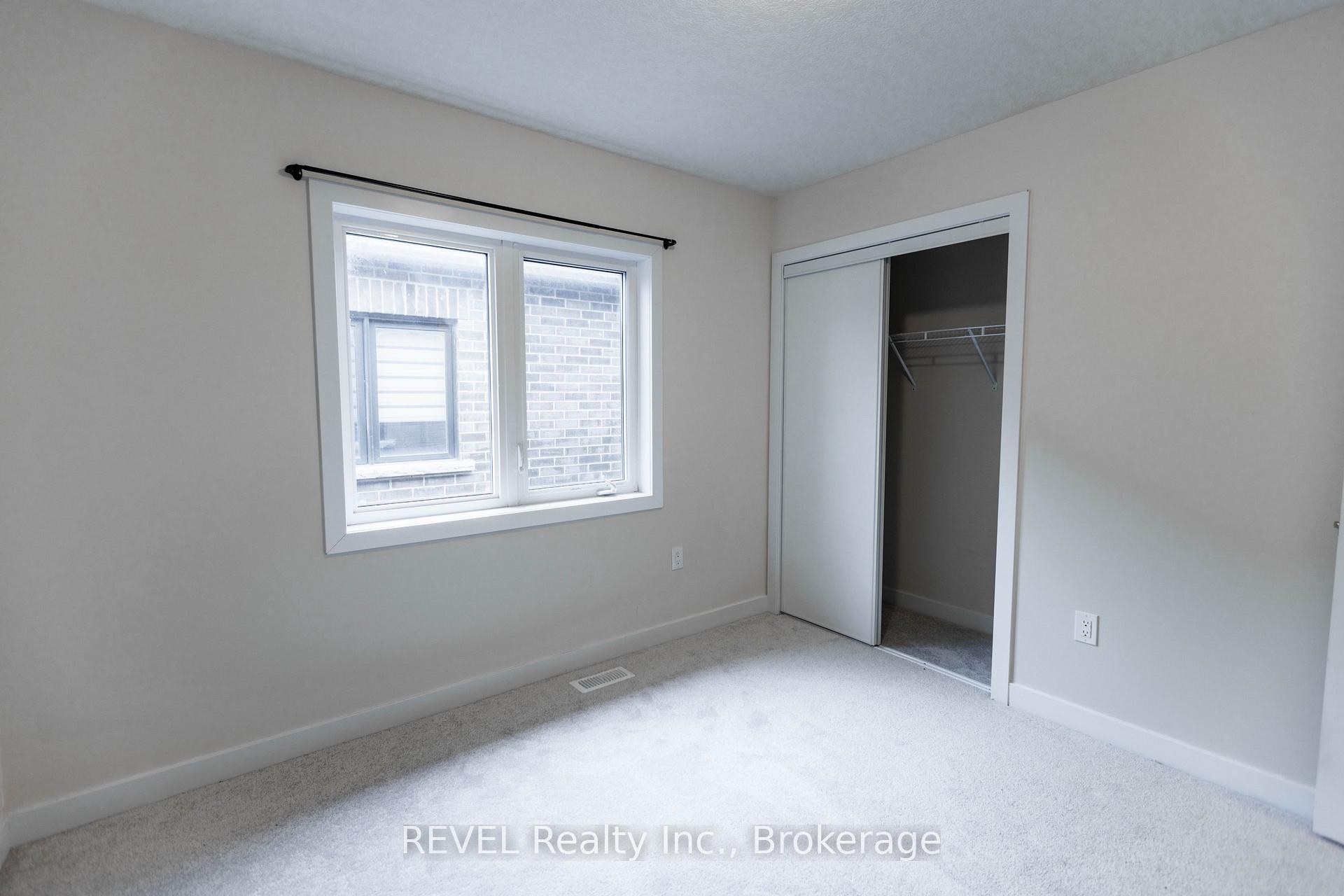 Photo 25 of 133 Stern Drive, Welland, Dain City — HOMEH