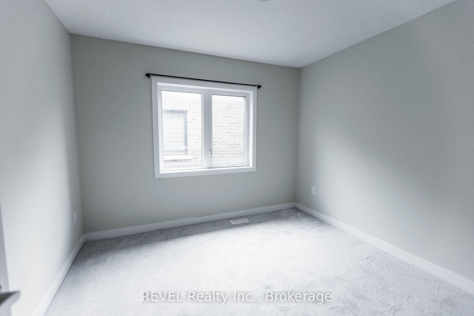 Photo 26 of 133 Stern Drive, Welland, Dain City — HOMEH