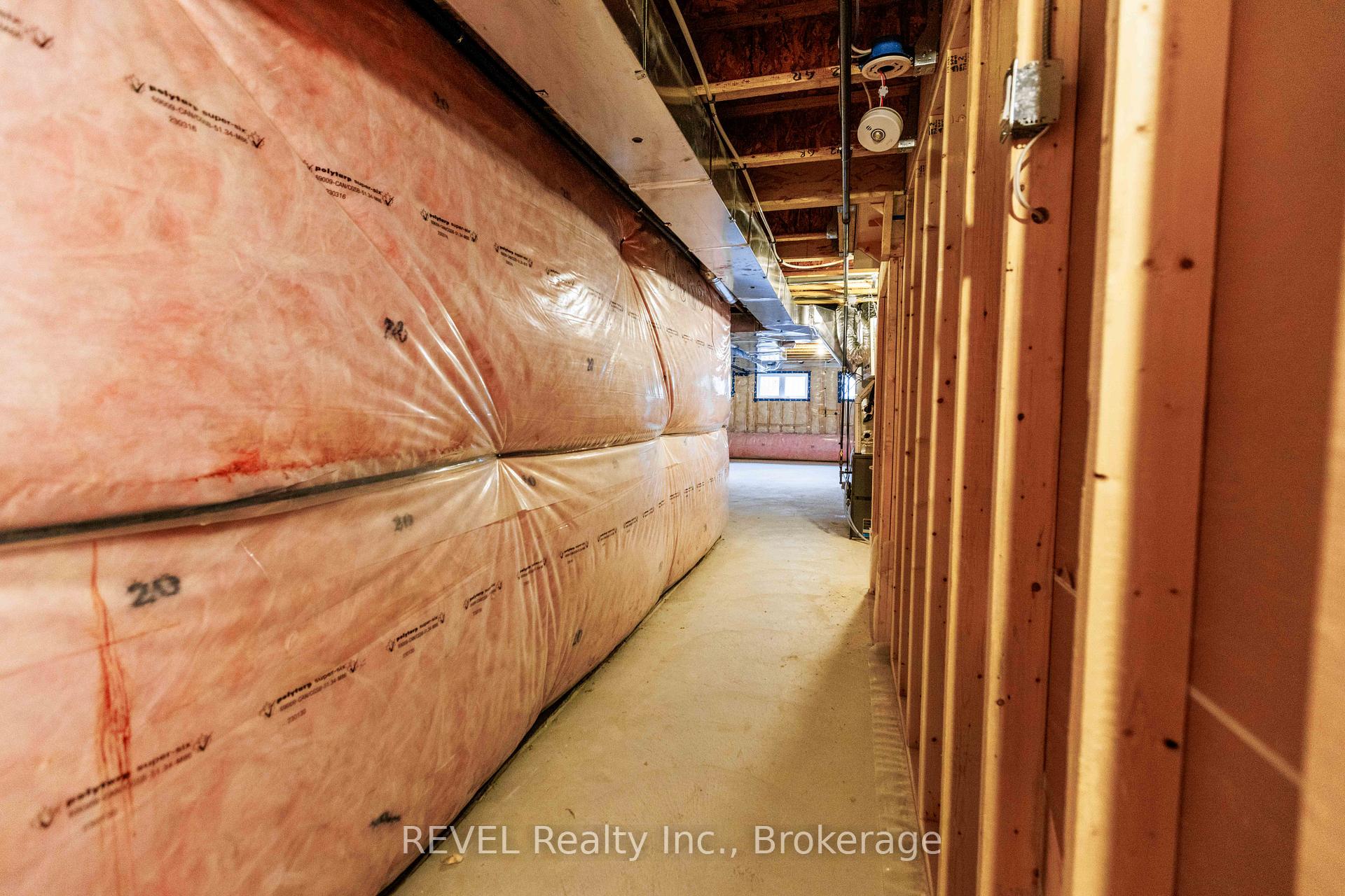Photo 33 of 133 Stern Drive, Welland, Dain City — HOMEH