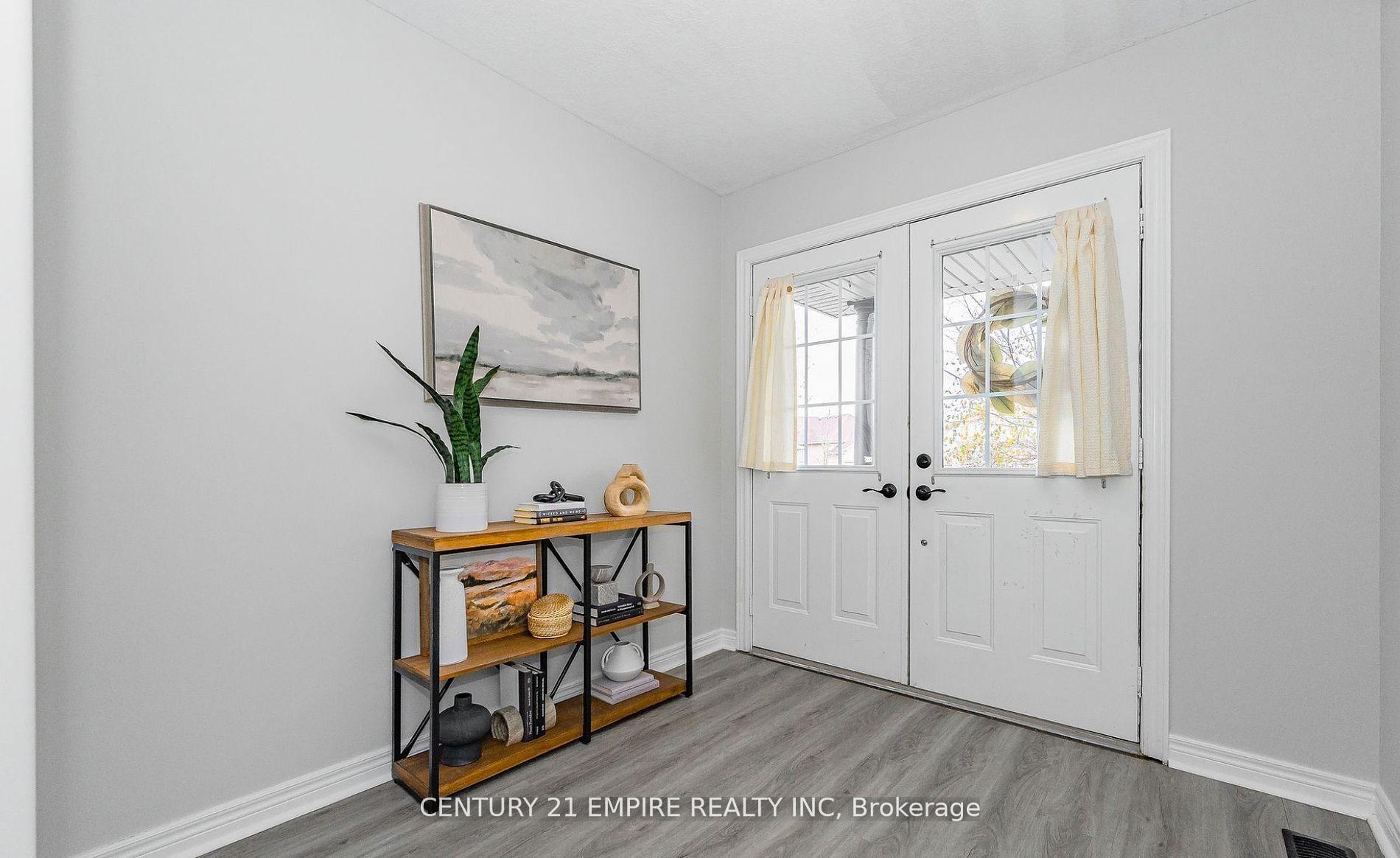 Photo 2 of 565 Avignon Place, Waterloo — HOMEH