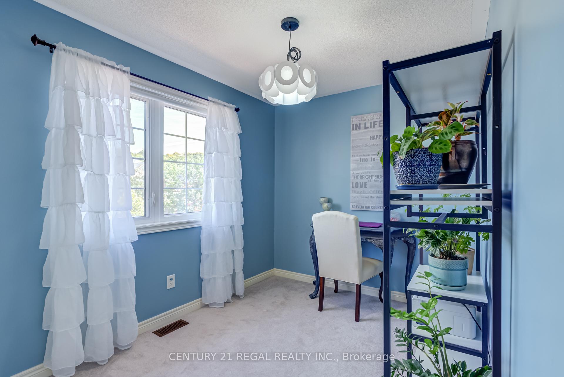 Photo 19 of 4 Hayfield Avenue, Uxbridge — HOMEH