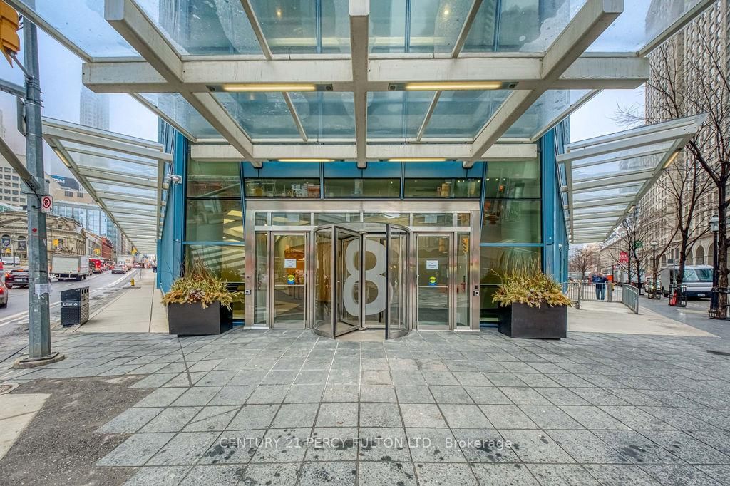 Photo 3 of Unit 3506, 8 The Esplanade, Toronto, Waterfront Communities — HOMEH