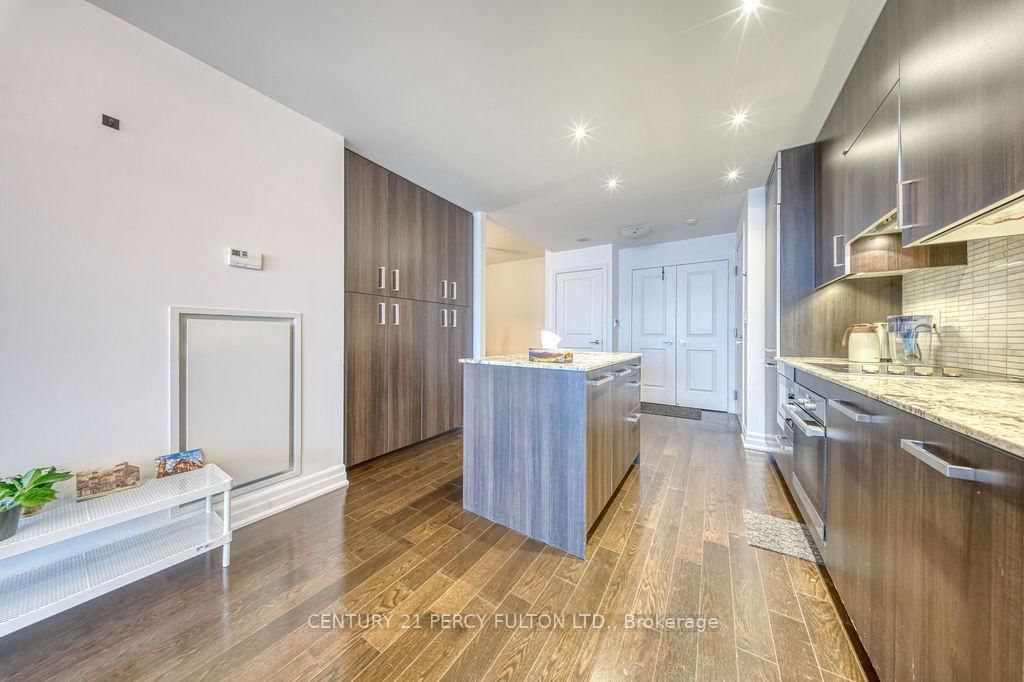 Photo 9 of Unit 3506, 8 The Esplanade, Toronto, Waterfront Communities — HOMEH