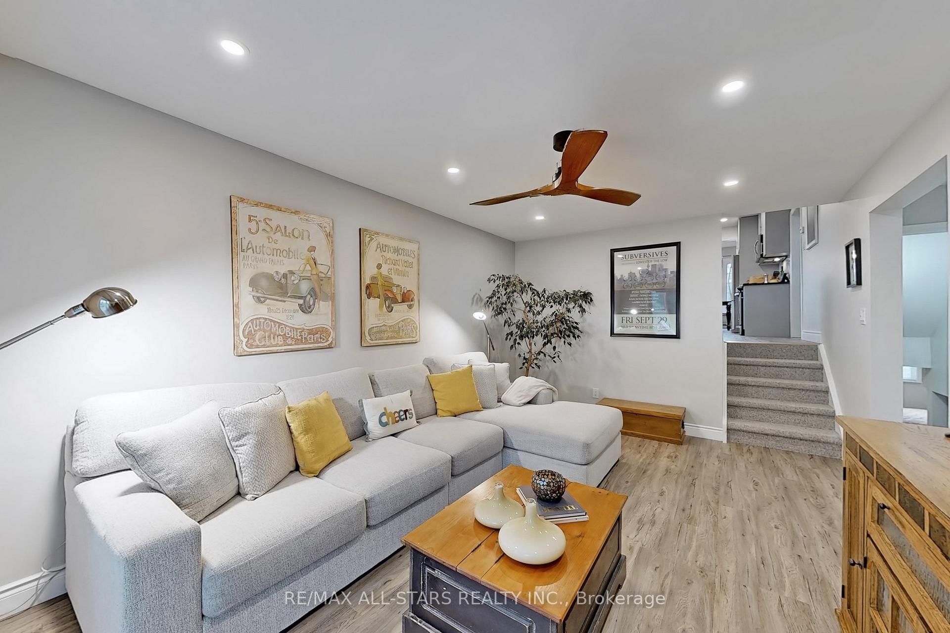 Photo 13 of 4 Kirton Court, Uxbridge — HOMEH