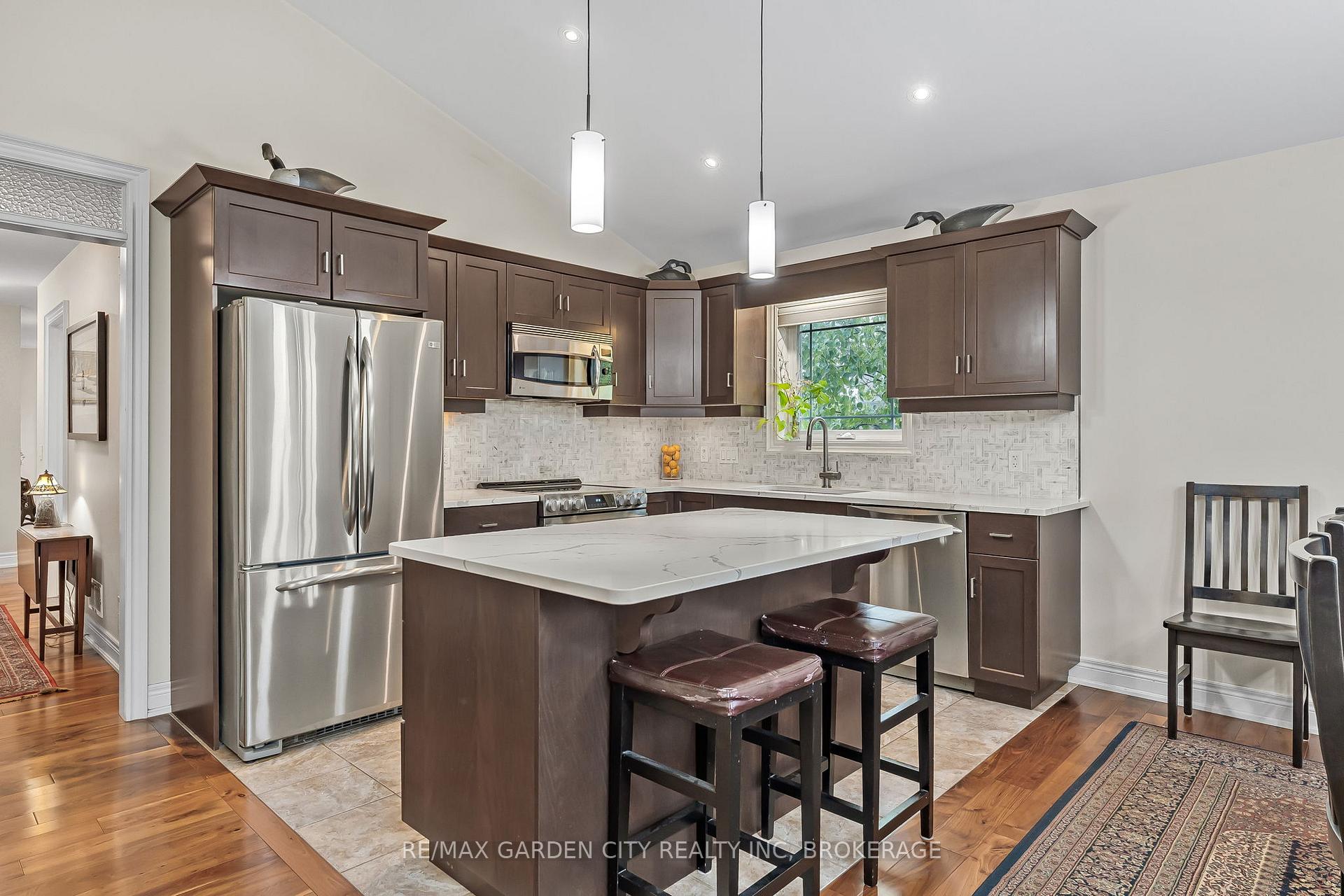Photo 19 of 564 Gaiser Road, Welland, Coyle Creek — HOMEH