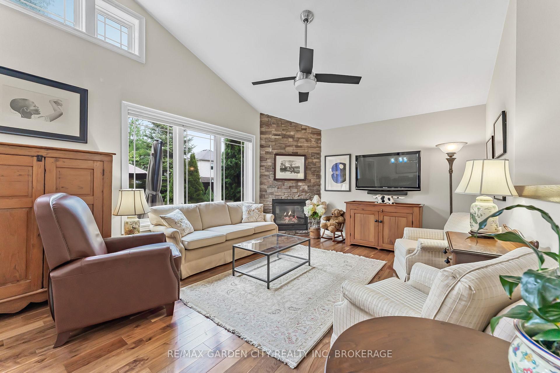 Photo 24 of 564 Gaiser Road, Welland, Coyle Creek — HOMEH