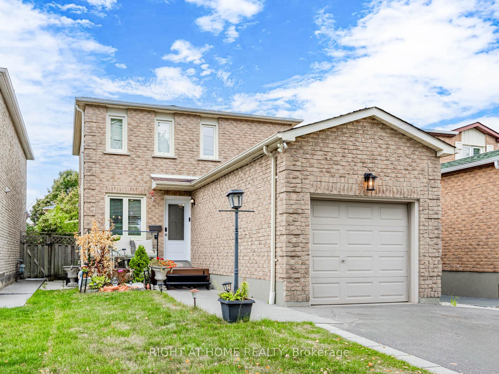 Photo 2 of 46 Marshall Crescent, Ajax, Central West — HOMEH