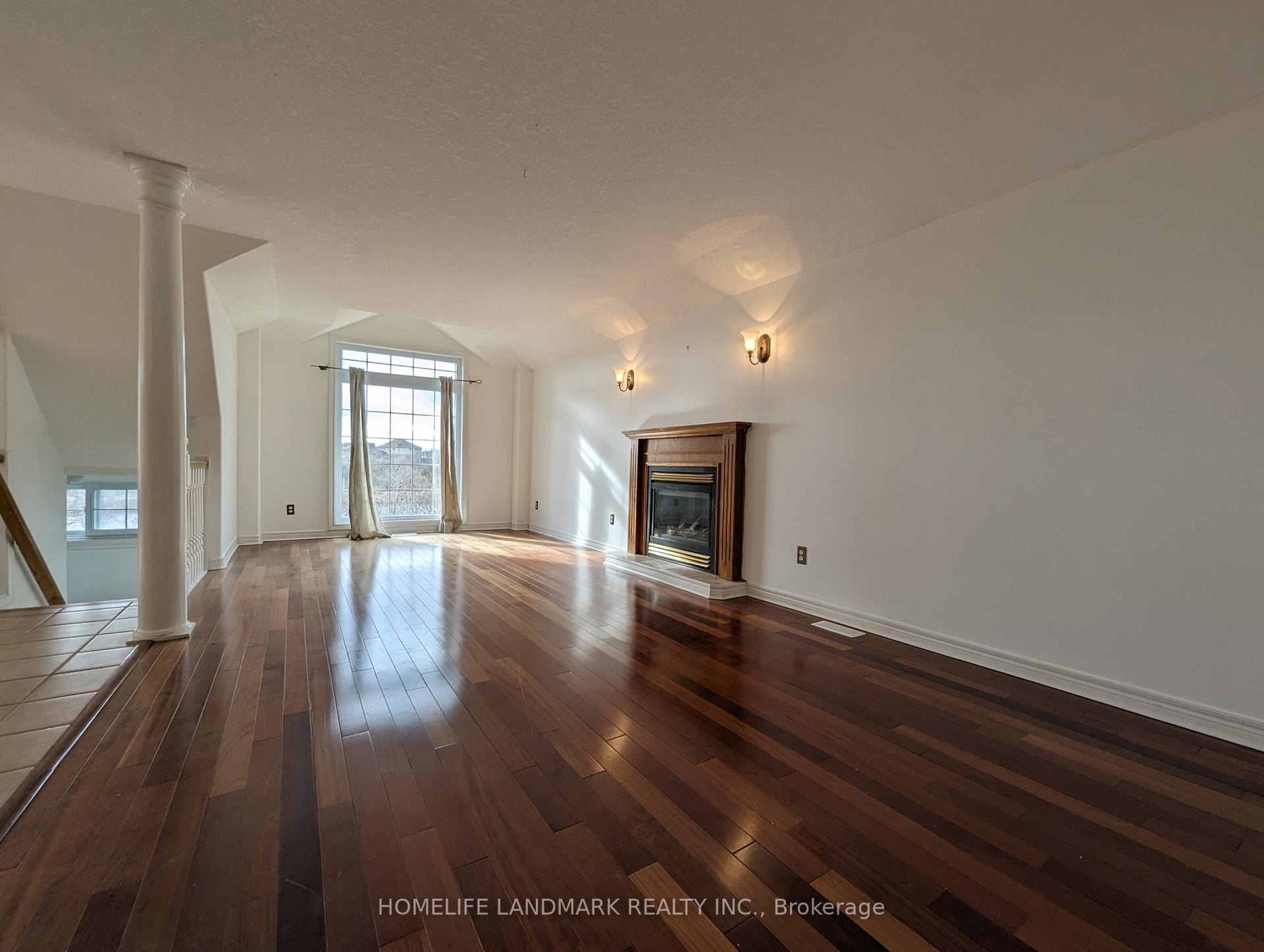 Photo 7 of 627 Columbia Forest Boulevard, Waterloo, Columbia Forest — HOMEH