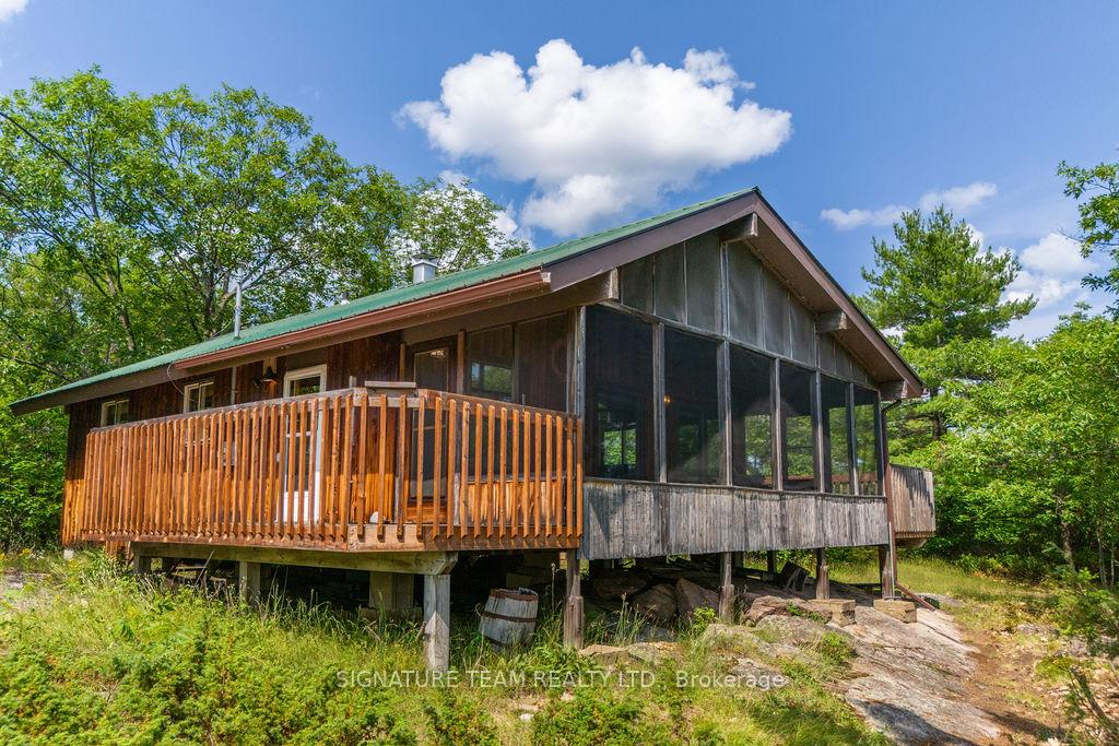 Photo 2 of 103 Bald Rock Trail, Bonnechere Valley, Eganville/Bonnechere Twp — HOMEH