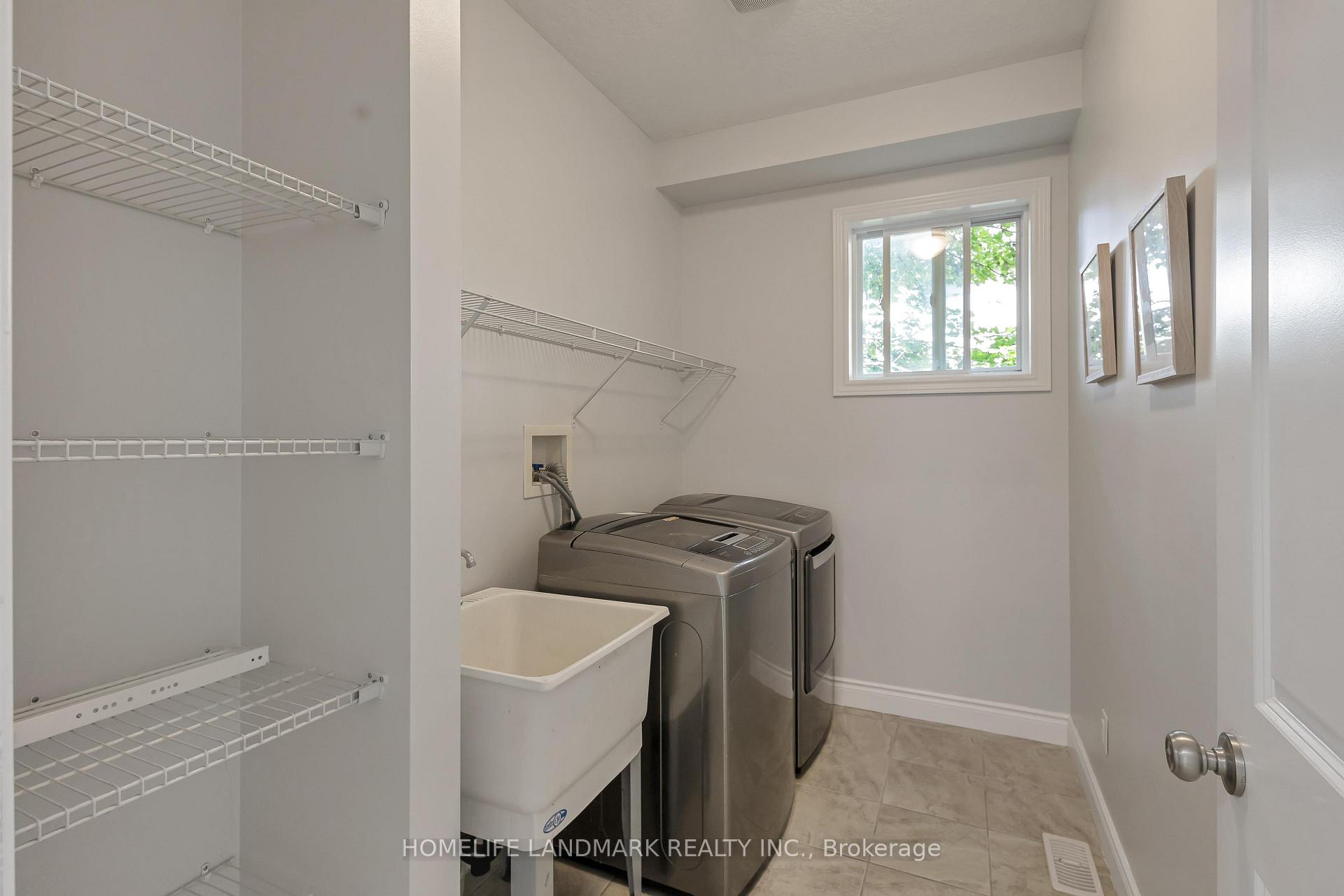 Photo 20 of 200 Westfield Place, Waterloo — HOMEH