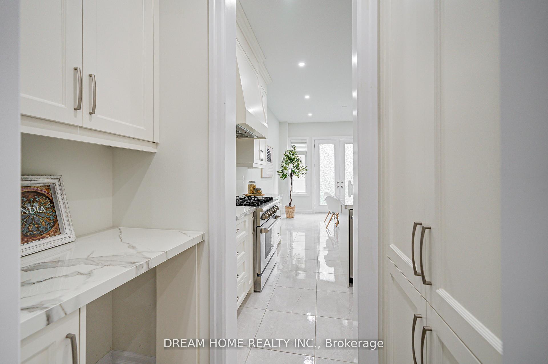 Photo 14 of 113 Betelho Circle, Aurora, Bayview Southeast — HOMEH