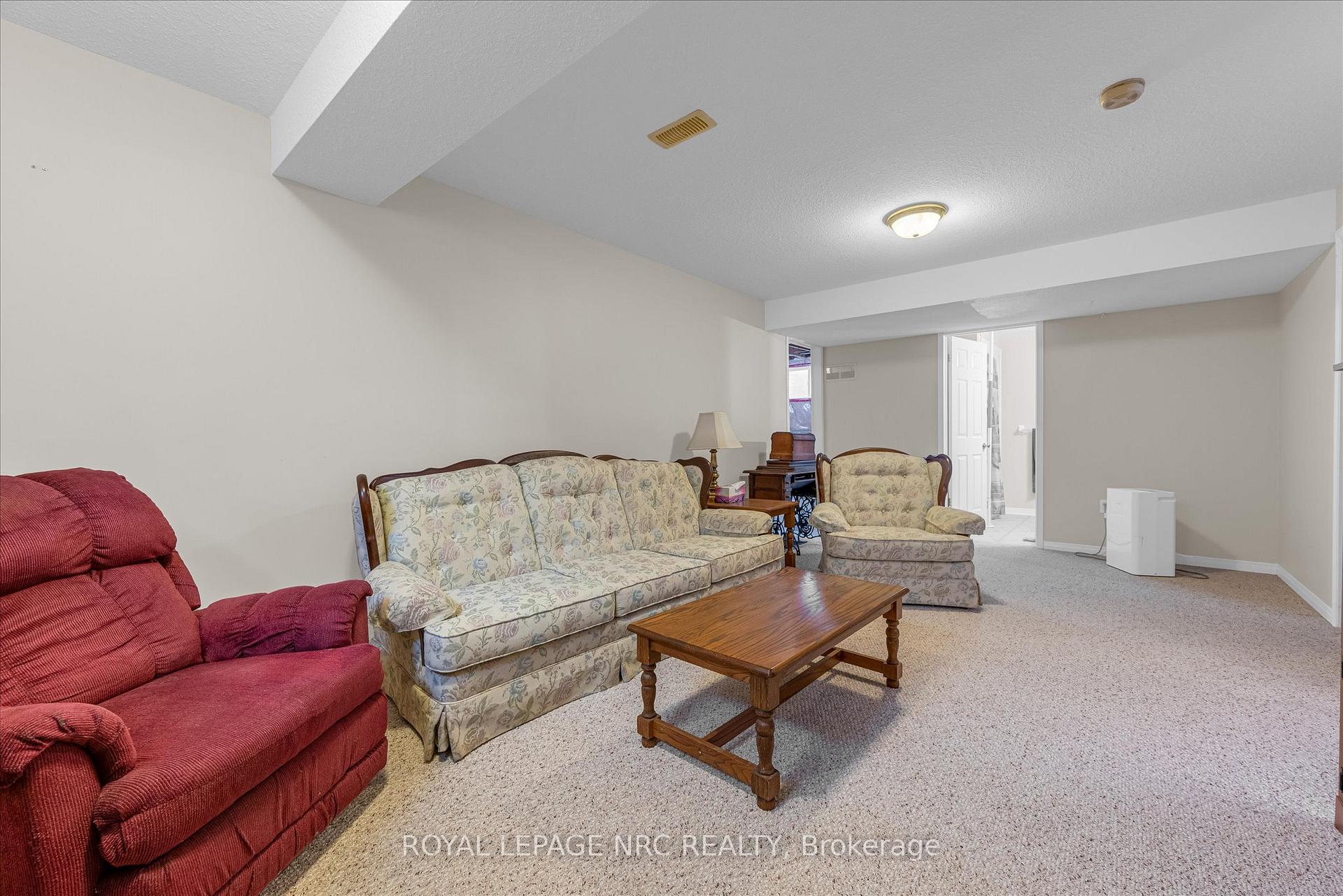 Photo 29 of 333 Lea Crescent, Welland, West Welland — HOMEH