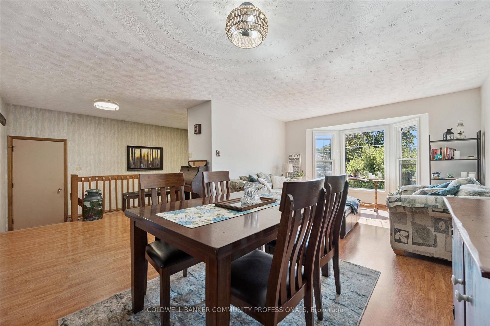 Photo 9 of 322 Conservation Drive, Waterloo — HOMEH
