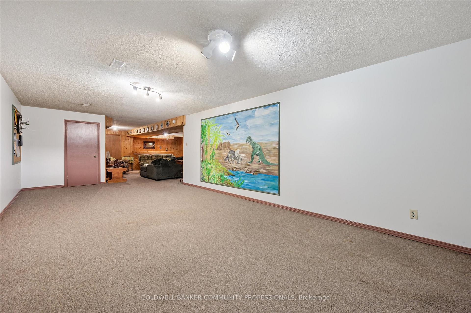 Photo 33 of 322 Conservation Drive, Waterloo — HOMEH