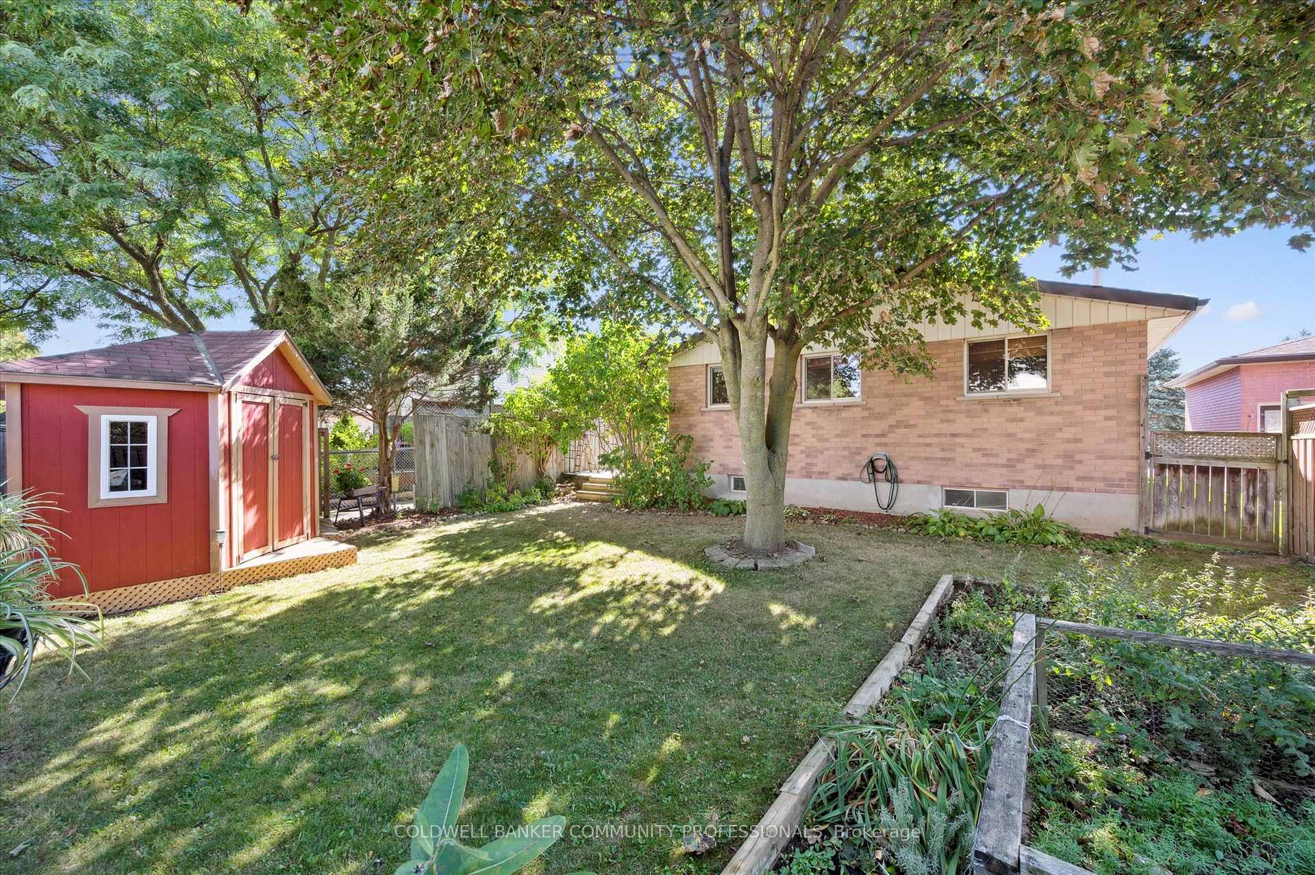 Photo 39 of 322 Conservation Drive, Waterloo — HOMEH