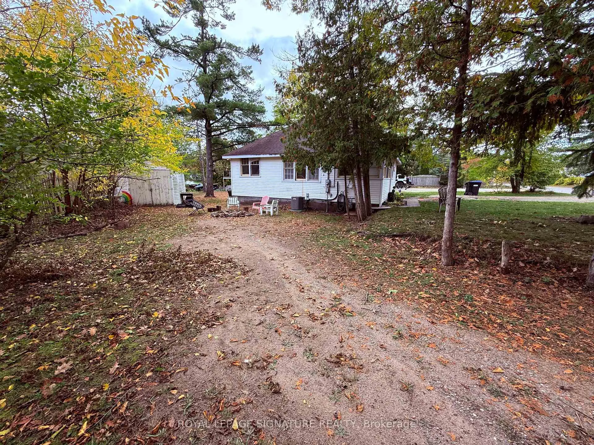 Photo 30 of 75 Old Mosley Street, Wasaga Beach — HOMEH