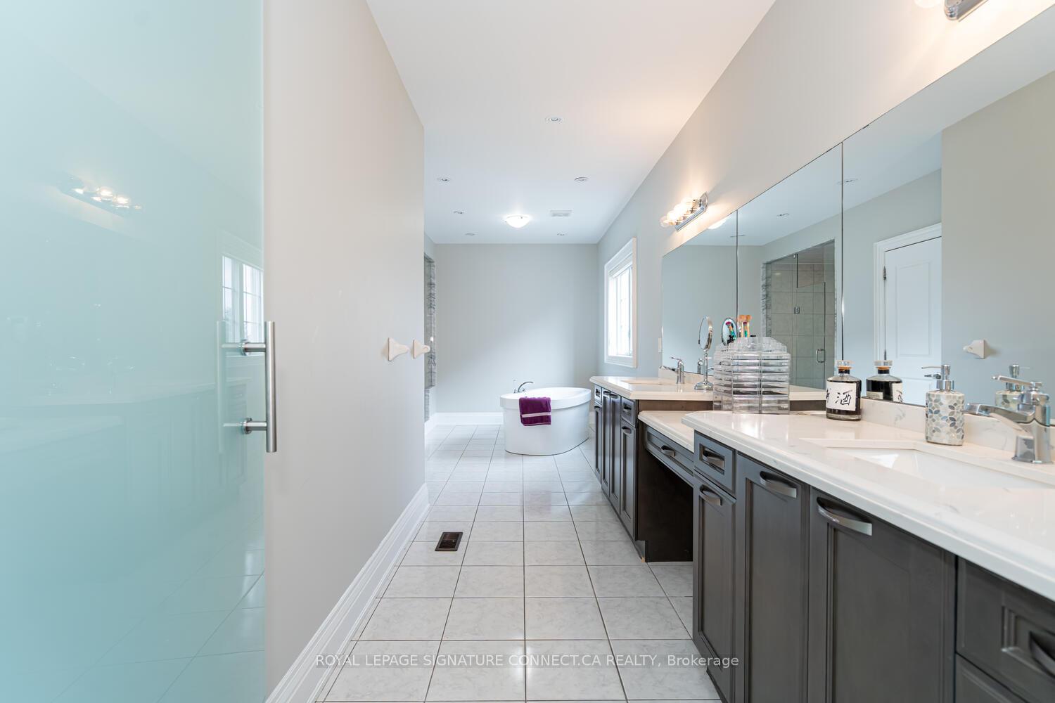 Photo 14 of 376 Torrey Pines Road, Vaughan, Kleinburg — HOMEH