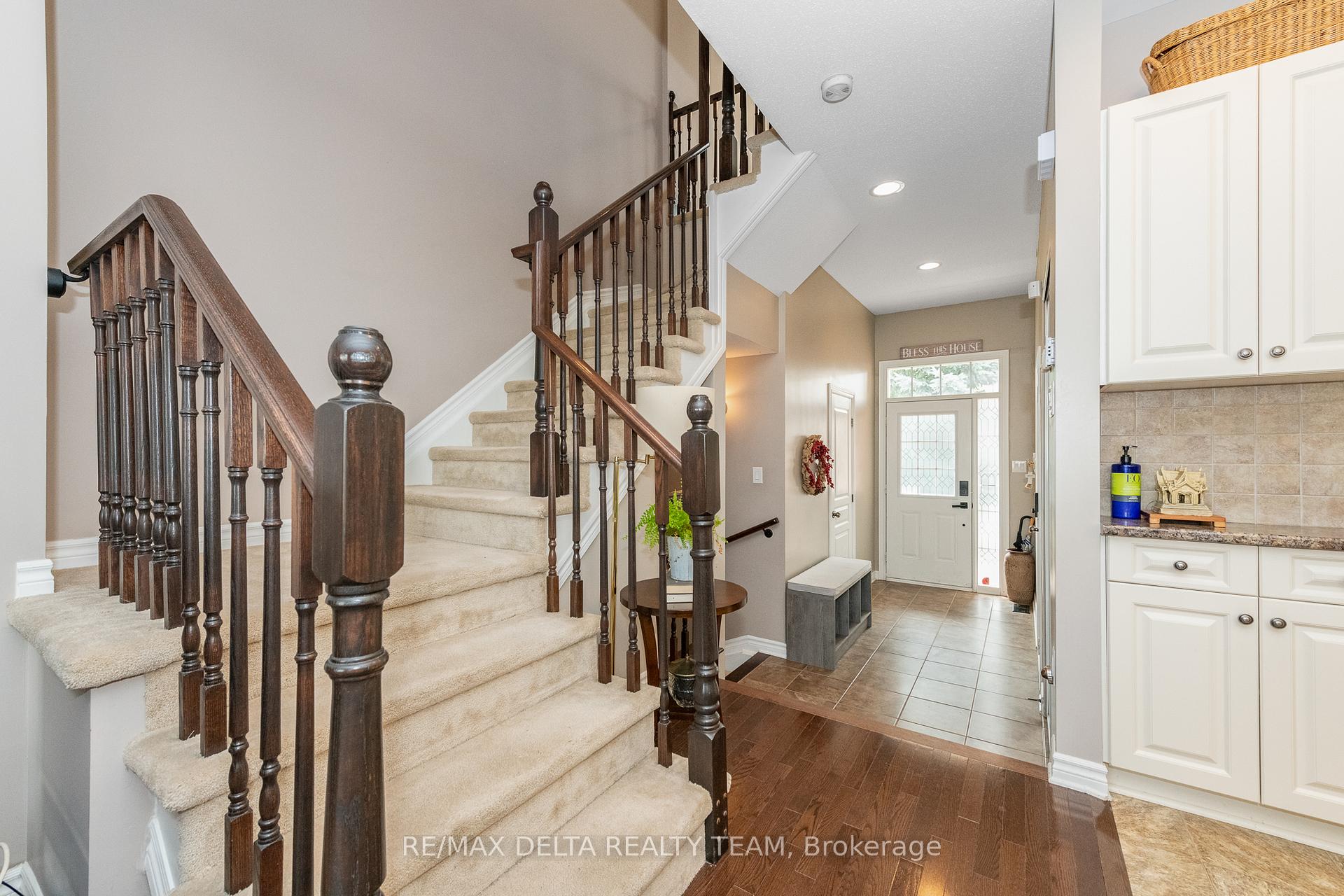 Photo 6 of 750 Bowercrest Crescent, Ottawa, Riverside South/Gloucester Glen — HOMEH