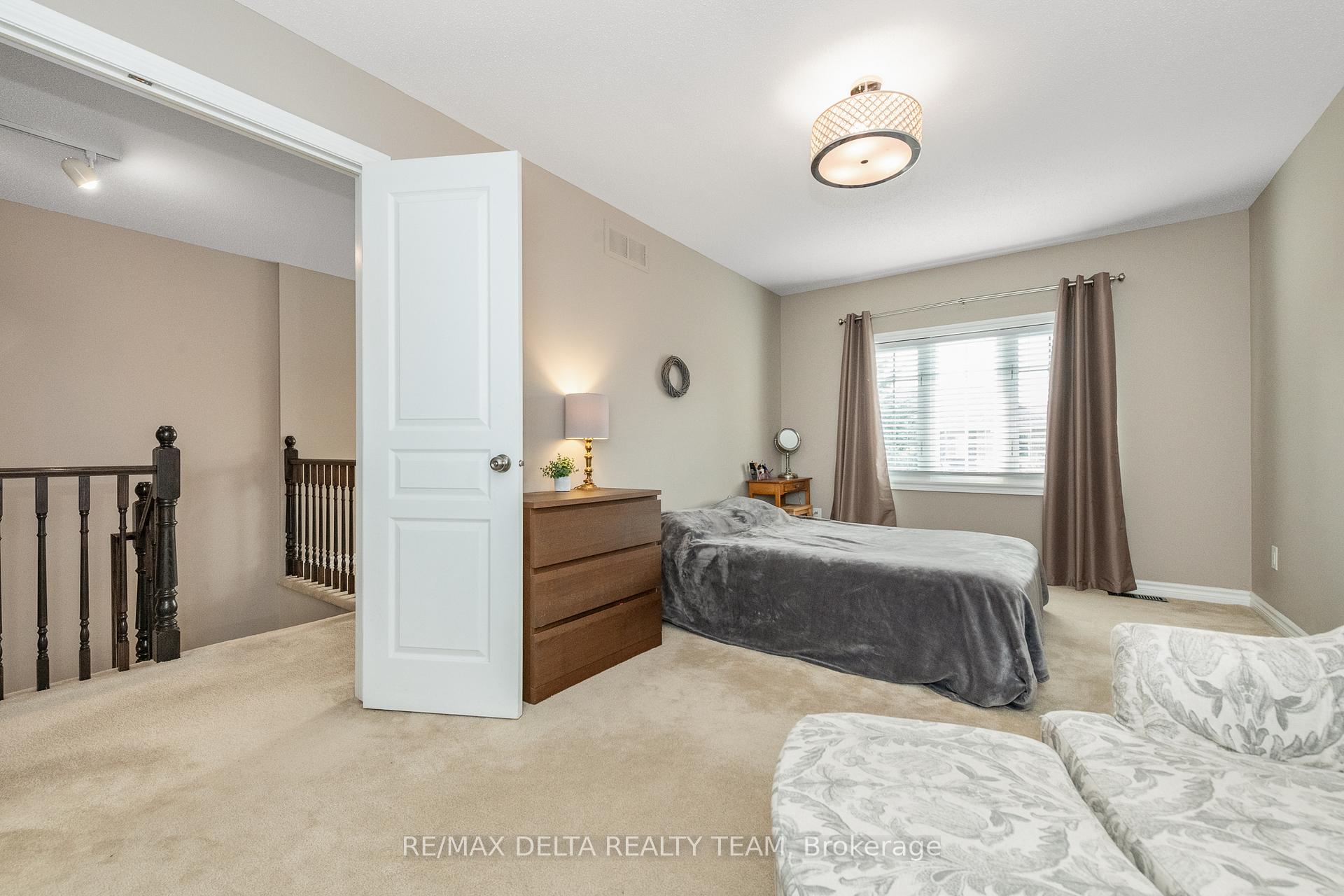Photo 15 of 750 Bowercrest Crescent, Ottawa, Riverside South/Gloucester Glen — HOMEH
