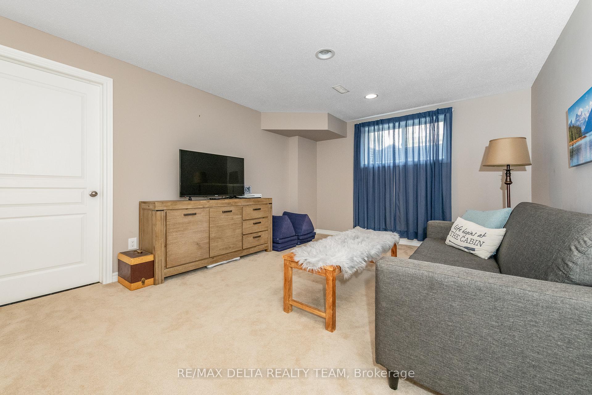 Photo 23 of 750 Bowercrest Crescent, Ottawa, Riverside South/Gloucester Glen — HOMEH