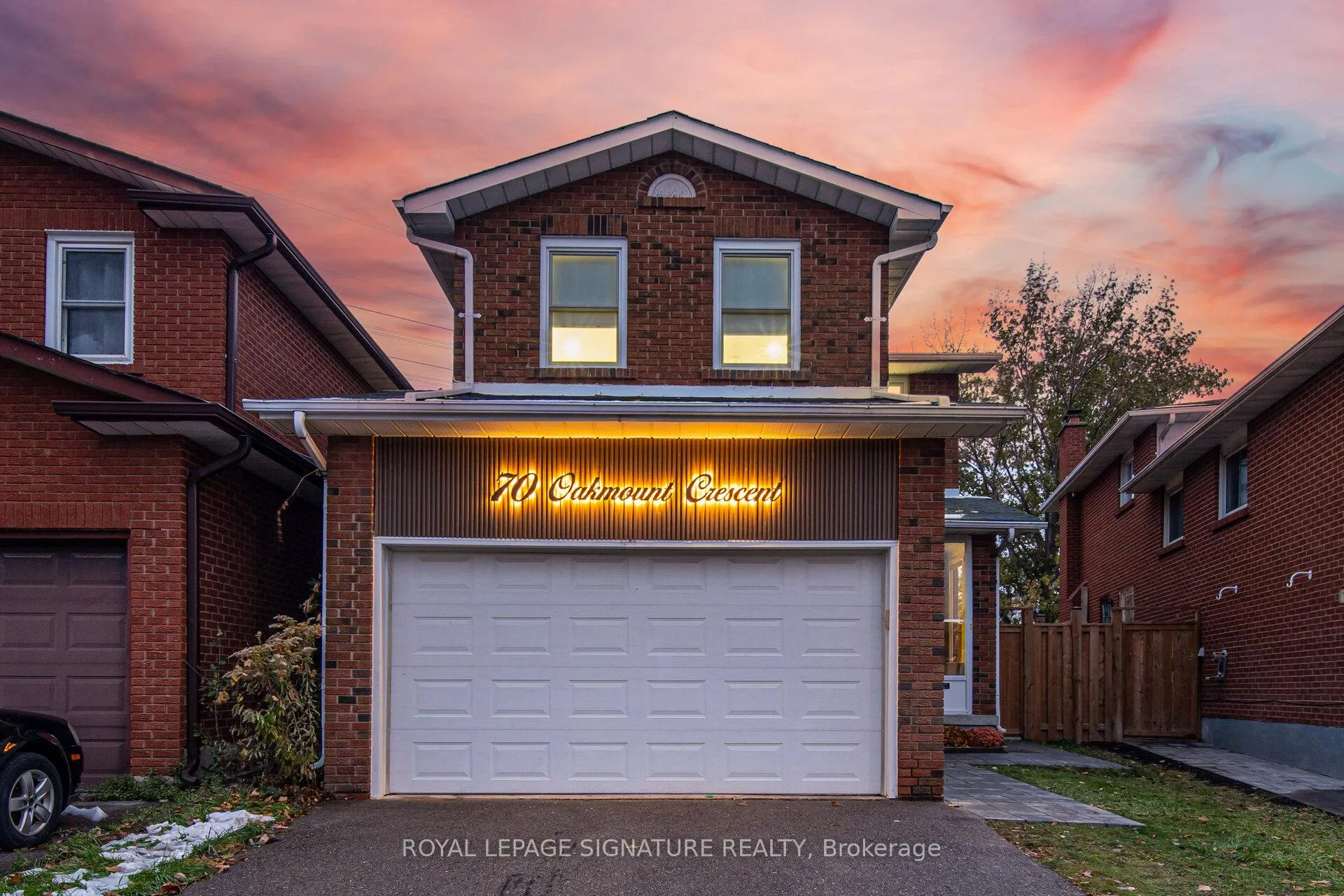 Front of 70 Oakmount Crescent