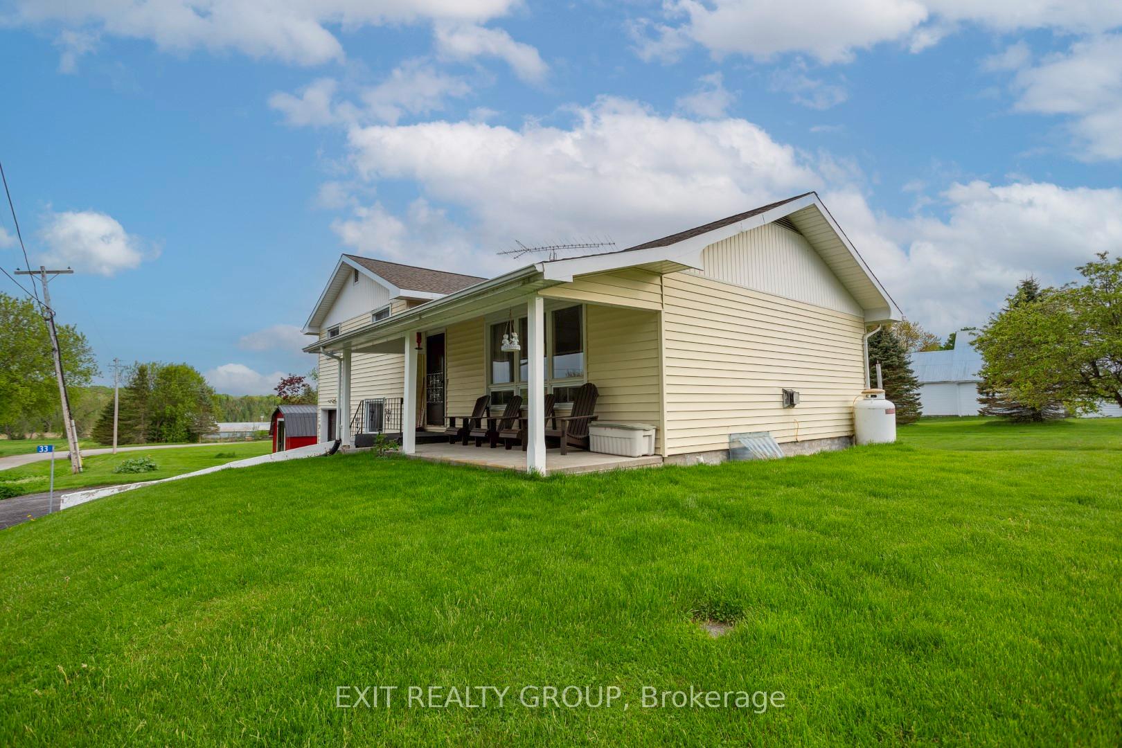 Photo 2 of 33 Franklin Street, Tweed, Hungerford (Twp) — HOMEH