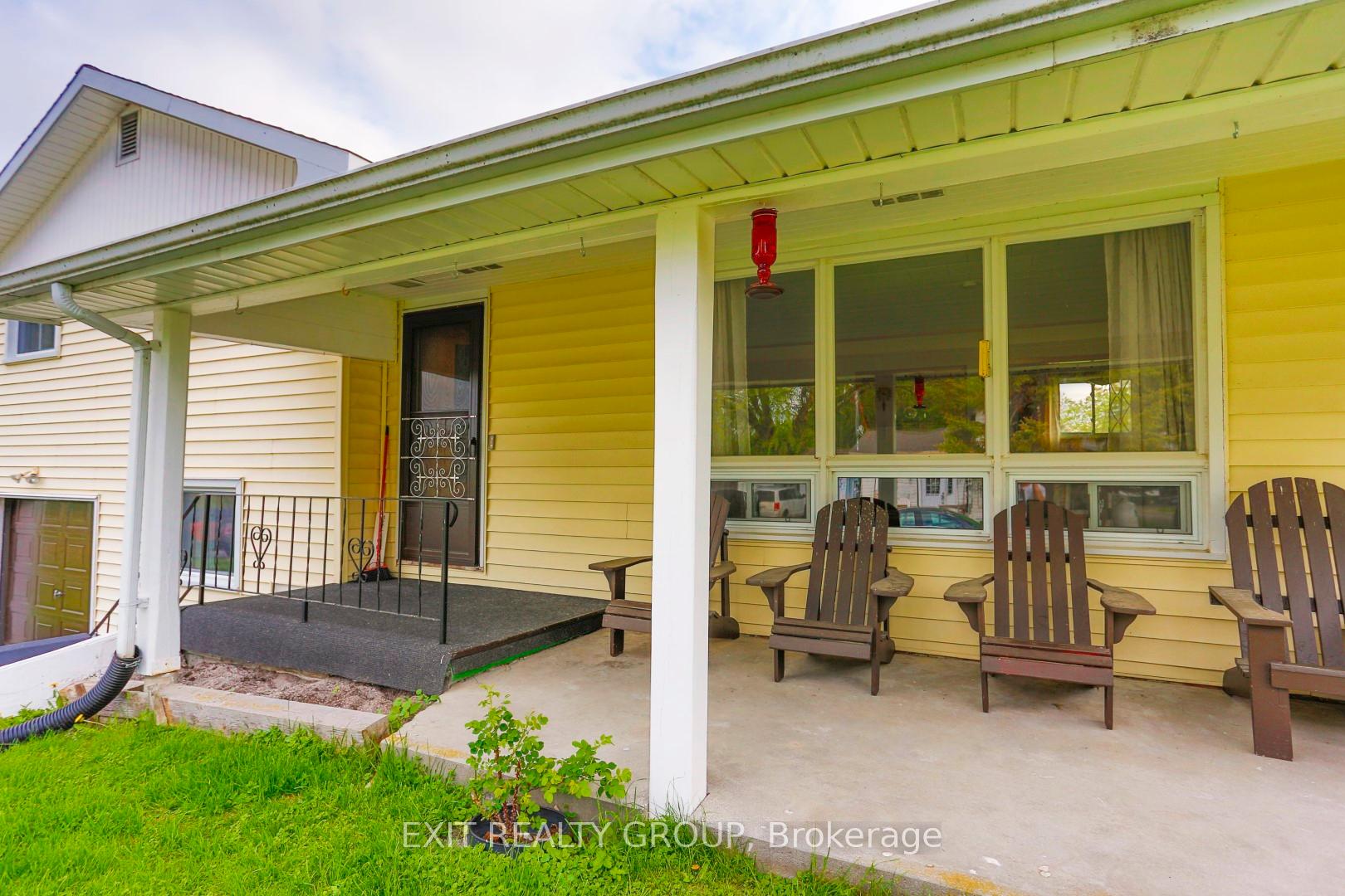 Photo 3 of 33 Franklin Street, Tweed, Hungerford (Twp) — HOMEH