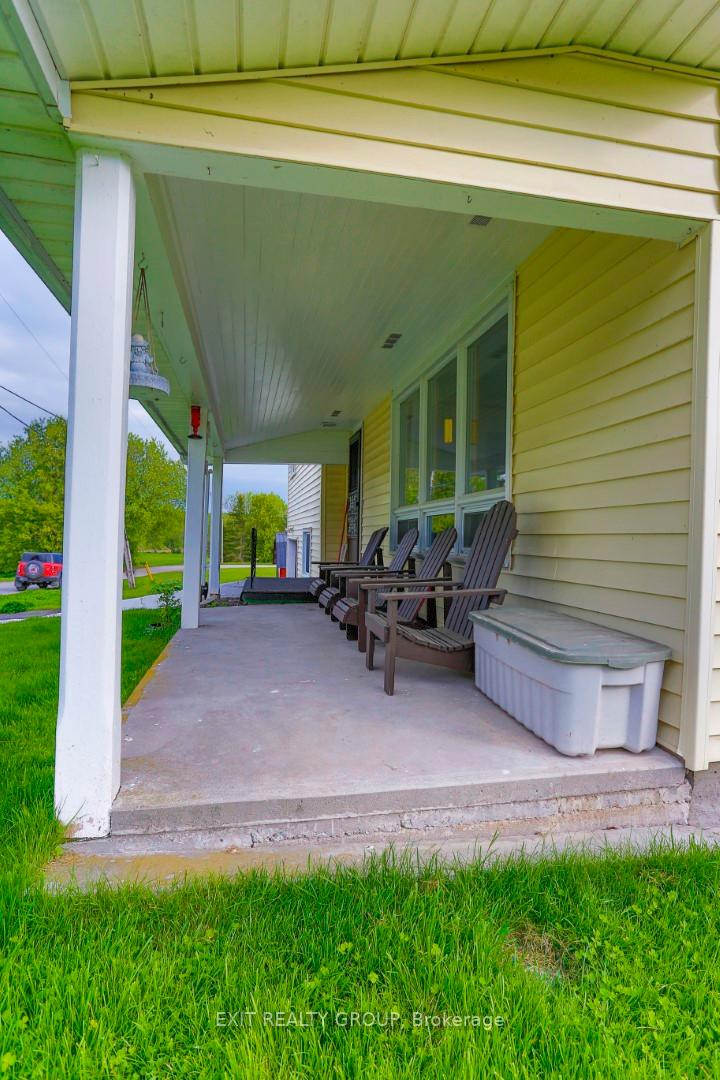 Photo 5 of 33 Franklin Street, Tweed, Hungerford (Twp) — HOMEH