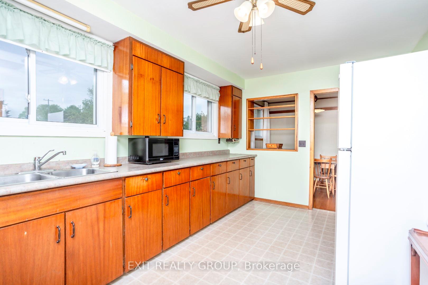 Photo 16 of 33 Franklin Street, Tweed, Hungerford (Twp) — HOMEH