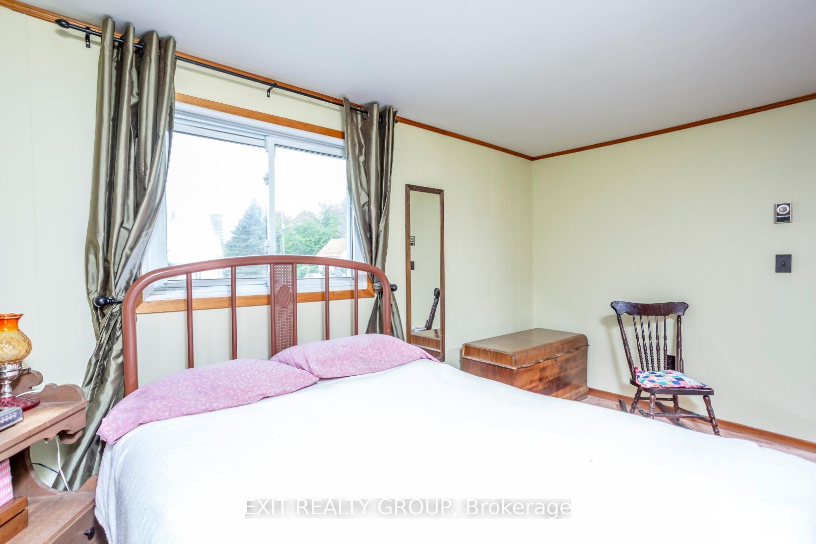 Photo 25 of 33 Franklin Street, Tweed, Hungerford (Twp) — HOMEH