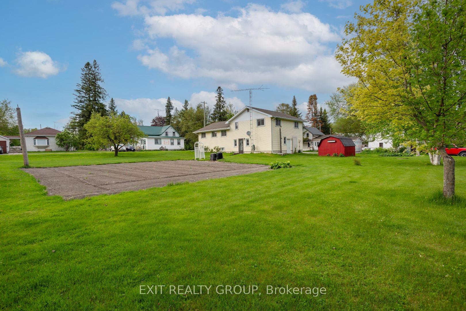 Photo 36 of 33 Franklin Street, Tweed, Hungerford (Twp) — HOMEH