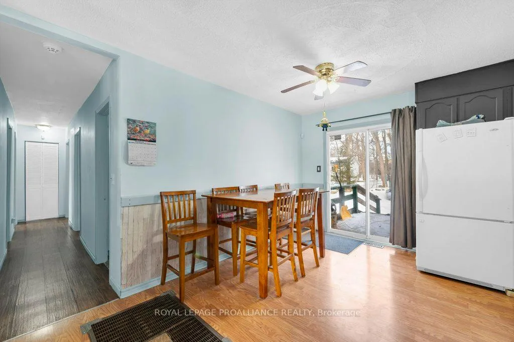 Photo 19 of 27 Thurlow Queen Street, Belleville, Thurlow Ward — HOMEH