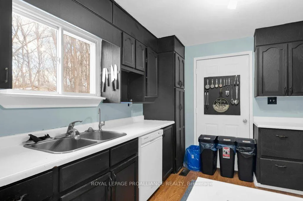 Photo 23 of 27 Thurlow Queen Street, Belleville, Thurlow Ward — HOMEH