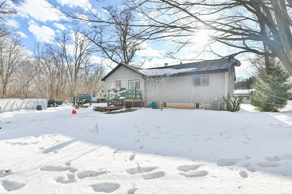 Photo 47 of 27 Thurlow Queen Street, Belleville, Thurlow Ward — HOMEH