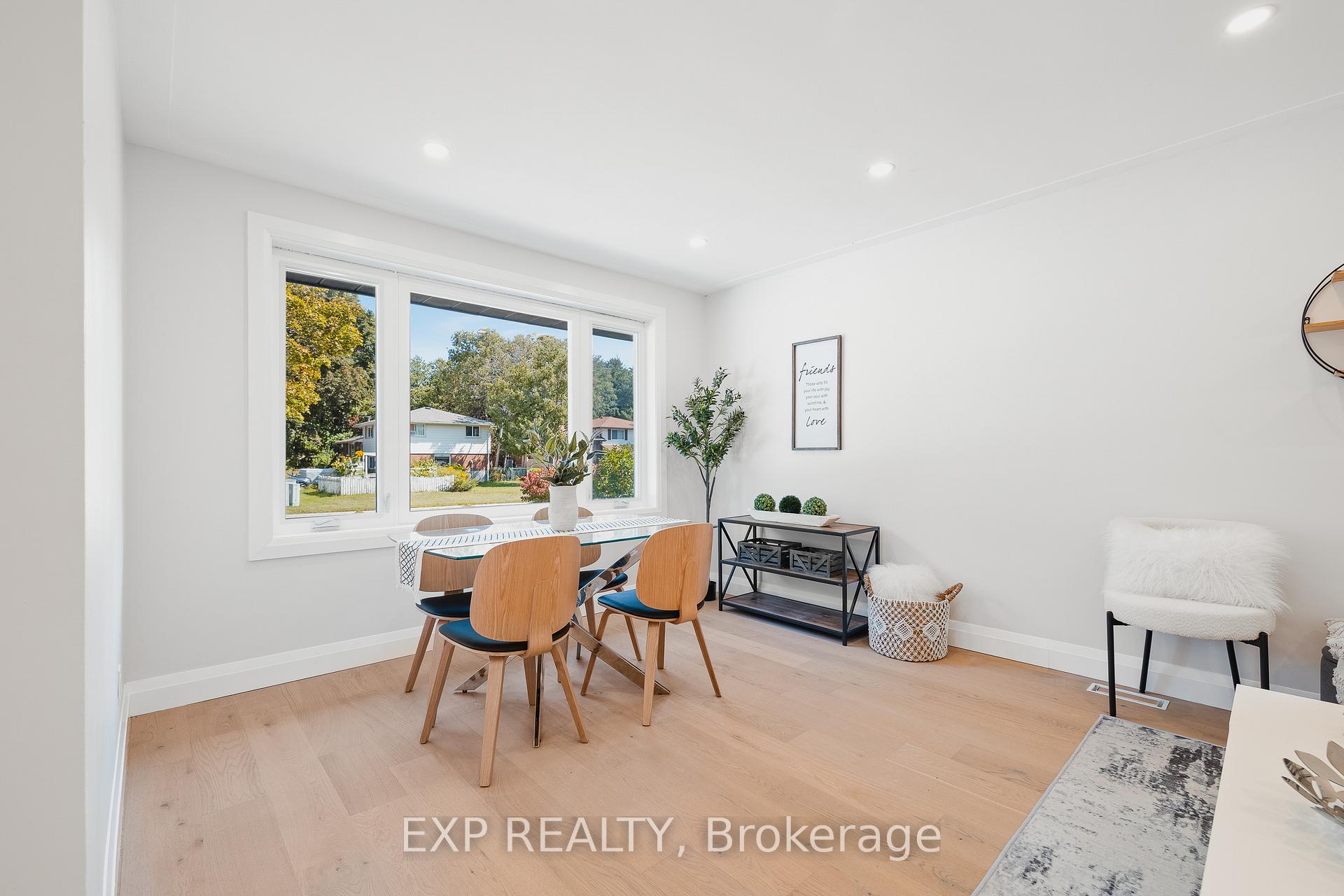 Photo 6 of 537 Glen Manor Boulevard, Waterloo — HOMEH