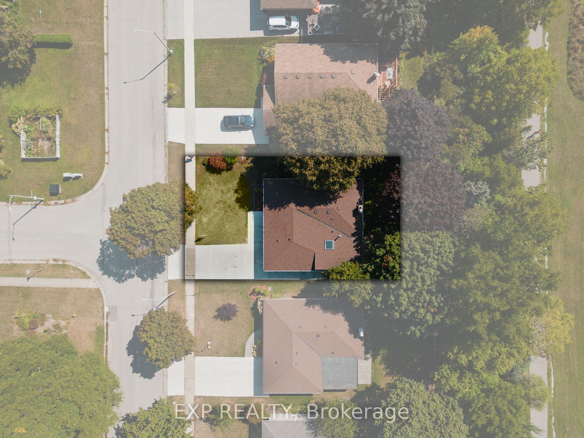 Photo 31 of 537 Glen Manor Boulevard, Waterloo — HOMEH
