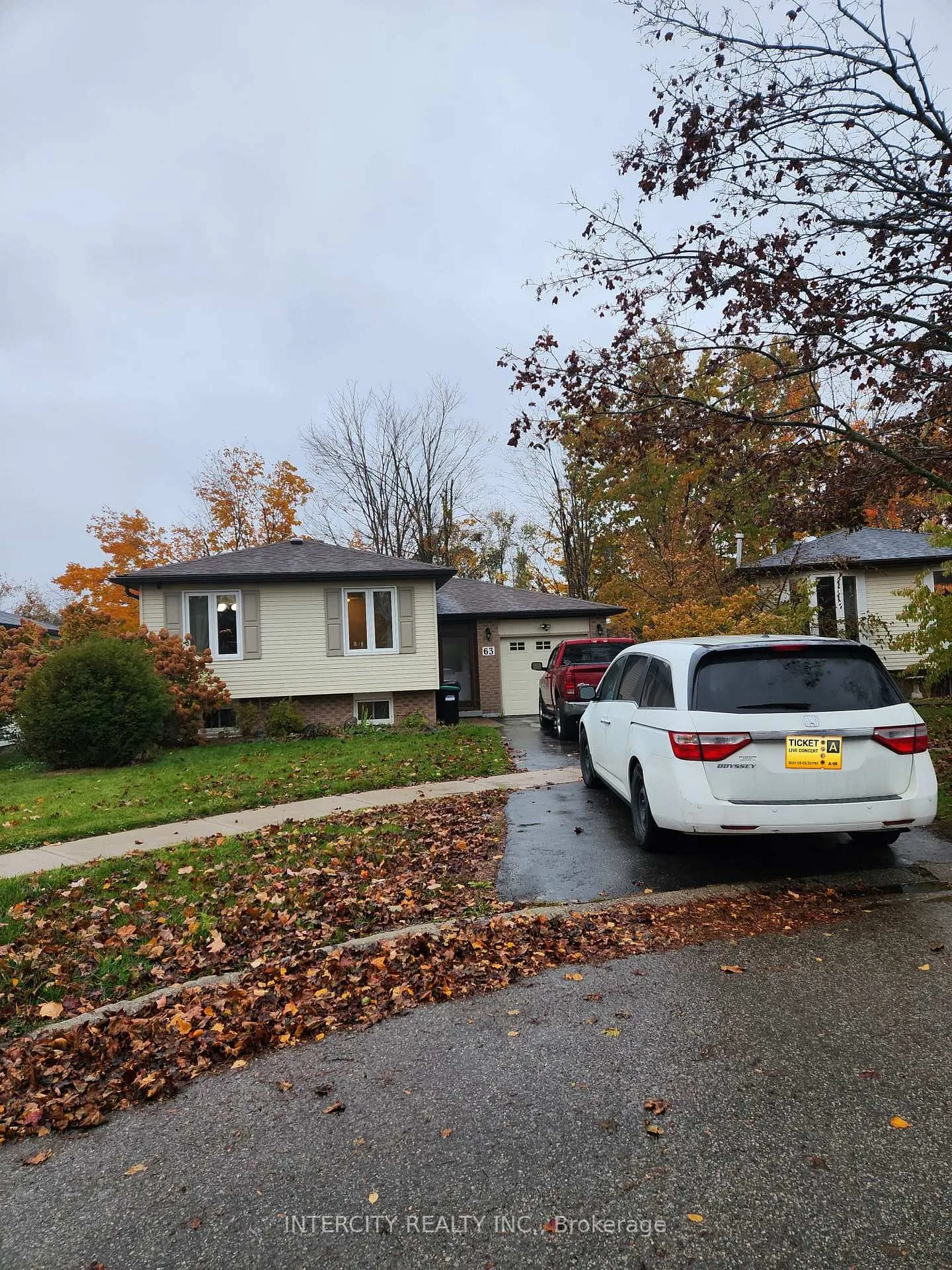 Photo 1 of 63 Bronte Crescent, Barrie, Letitia Heights — HOMEH