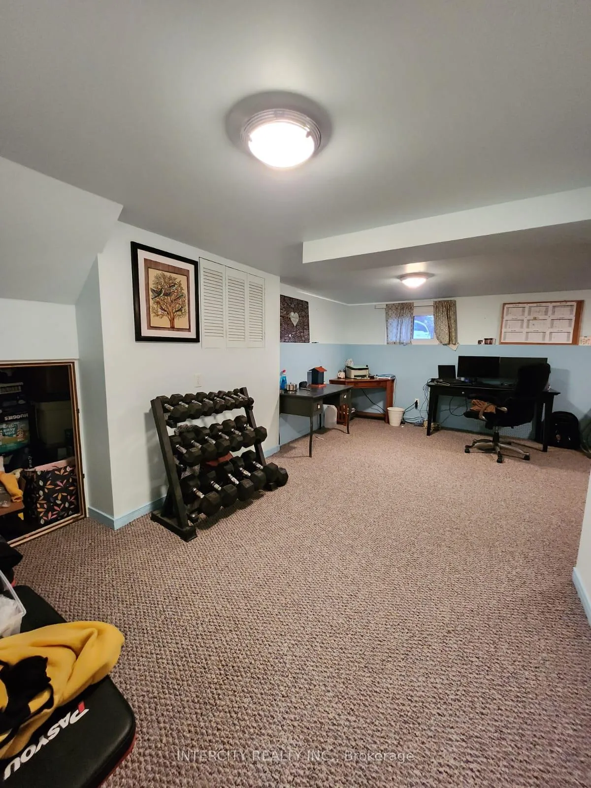 Photo 29 of 63 Bronte Crescent, Barrie, Letitia Heights — HOMEH