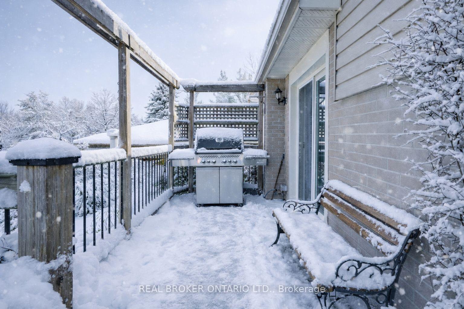 Photo 44 of 33 Porter Crescent, Barrie, Grove East — HOMEH