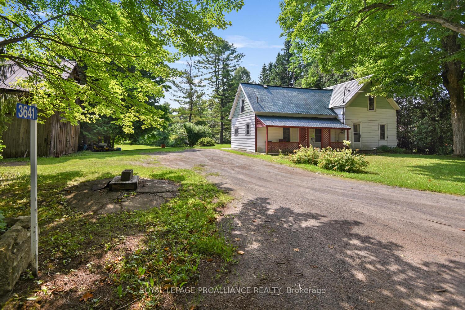 Photo 3 of 3641 Maple Avenue, Augusta, Augusta Twp — HOMEH